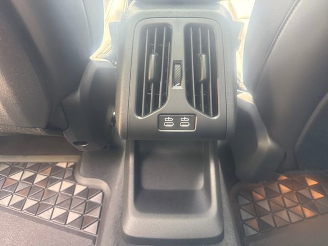 New 2026 BMW X1 xDrive28i w/ Technology Package AWD/4WD image 22