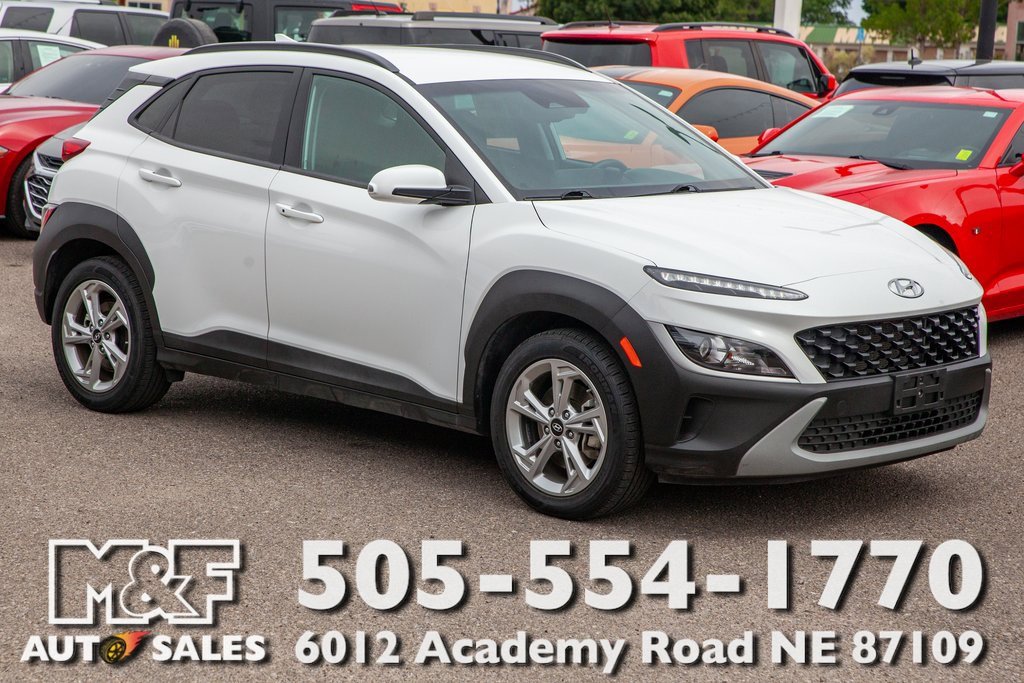 Used 2023 Hyundai Kona SEL image 1