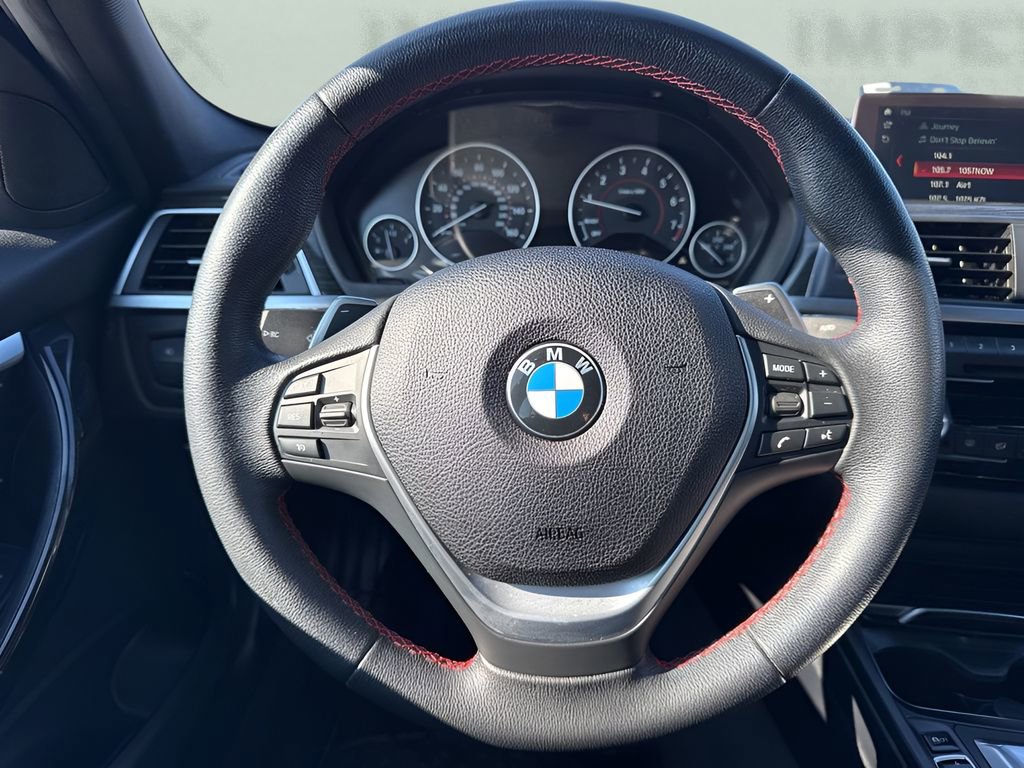 Used 2018 BMW 330e image 14