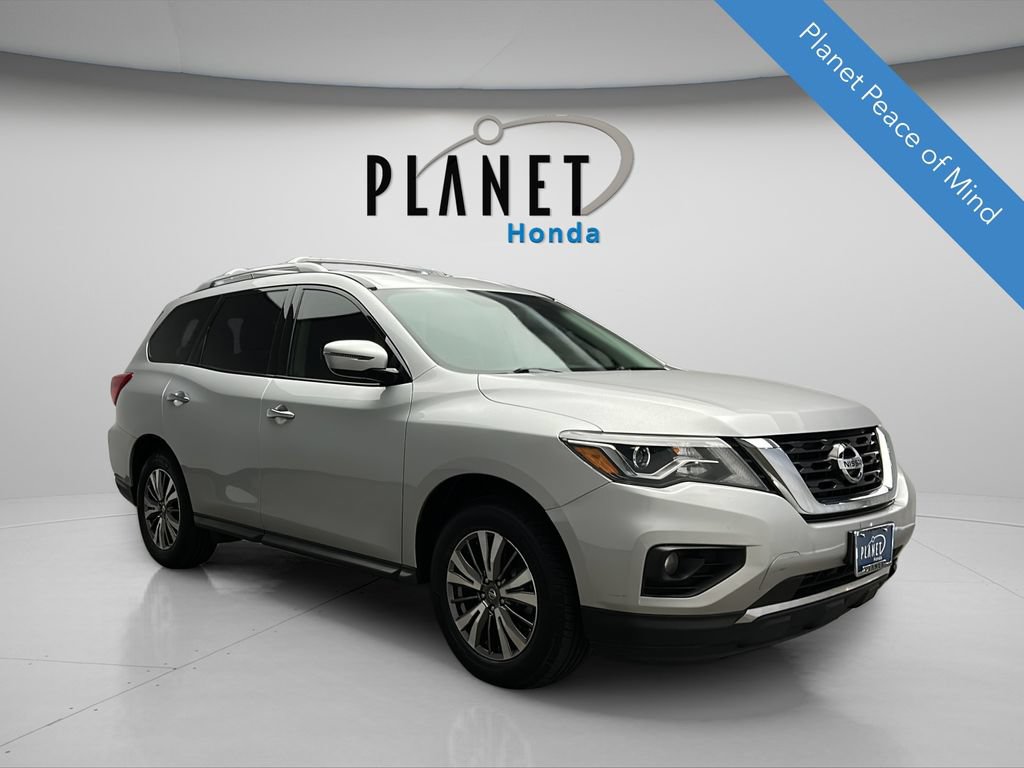 Used 2018 Nissan Pathfinder SV