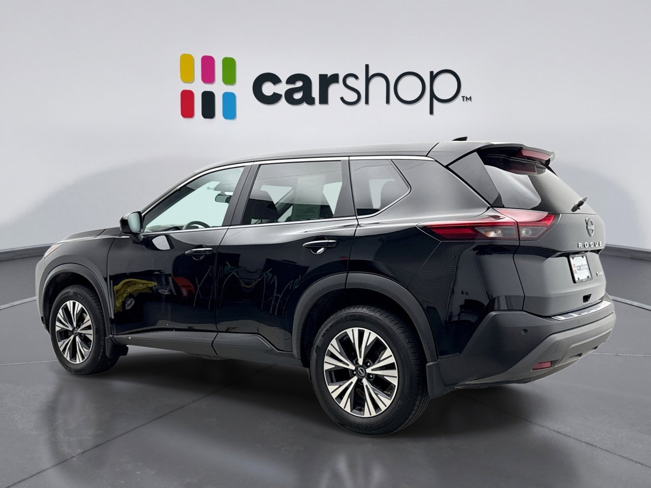 Used 2023 Nissan Rogue SV AWD/4WD image 3