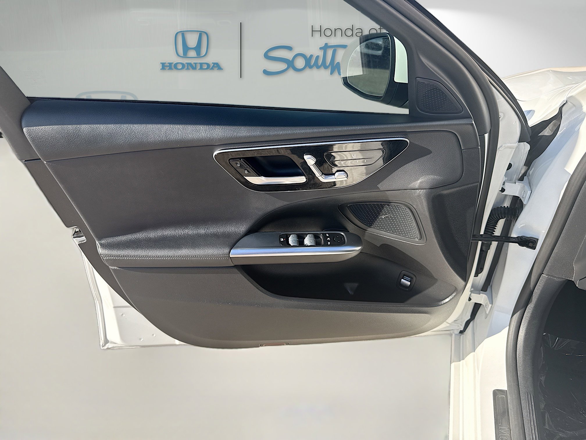 Used 2022 Mercedes-Benz C 300 Sedan image 19