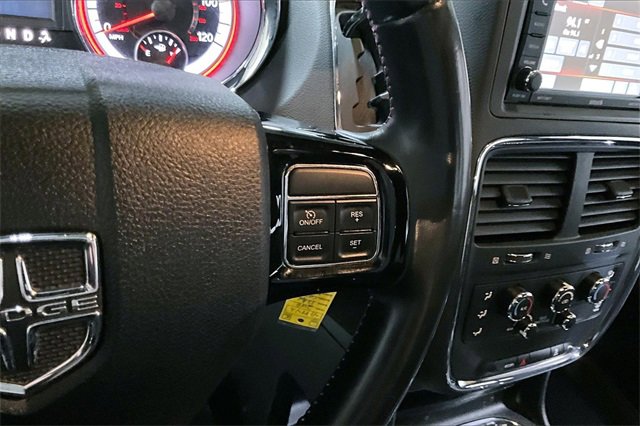 Used 2018 Dodge Grand Caravan SXT w/ Blacktop Package image 21