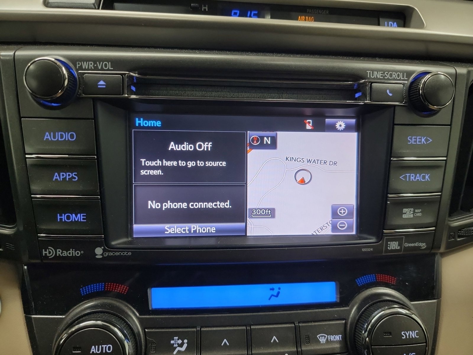 Used 2015 Toyota RAV4 Limited w/ Technology Package image 22