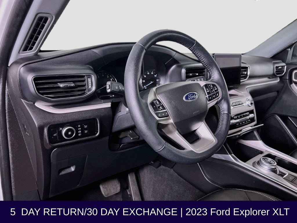 Certified 2023 Ford Explorer XLT w/ Equipment Group 202A AWD/4WD image 11