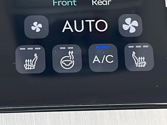 New 2027 Genesis GV70 2.5T Select AWD/4WD image 18
