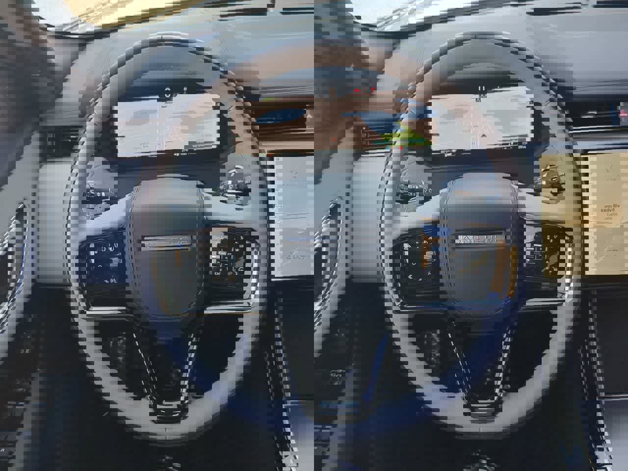 Used 2026 Land Rover Range Rover Velar Dynamic SE image 24