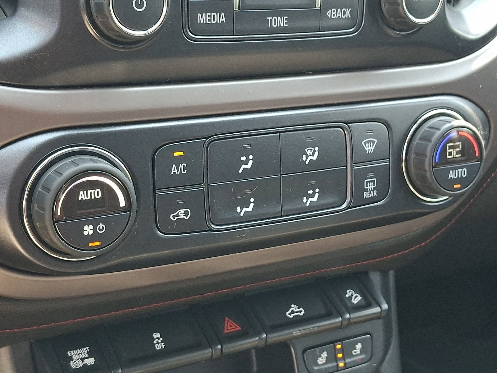Certified 2016 GMC Canyon SLE w/ All Terrain Adventure Package AWD/4WD image 16