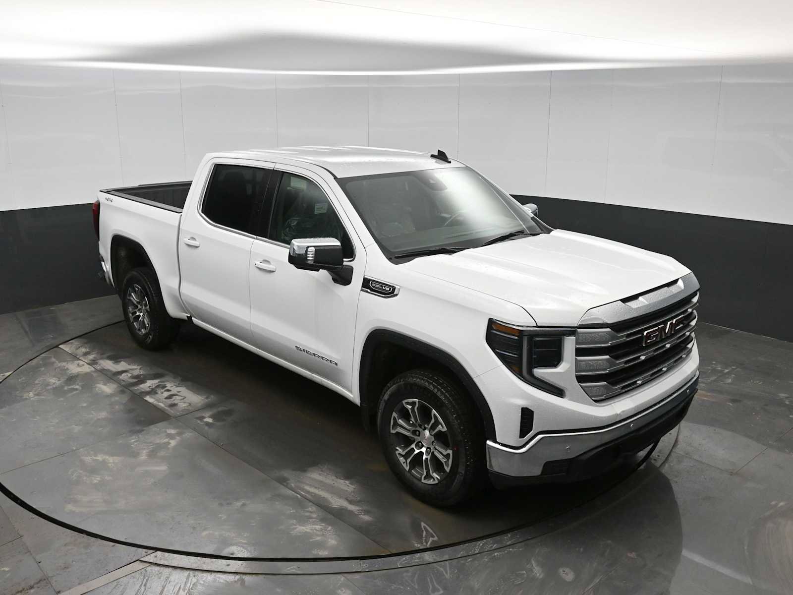 New 2026 GMC Sierra 1500 SLE w/ Preferred Package AWD/4WD image 22