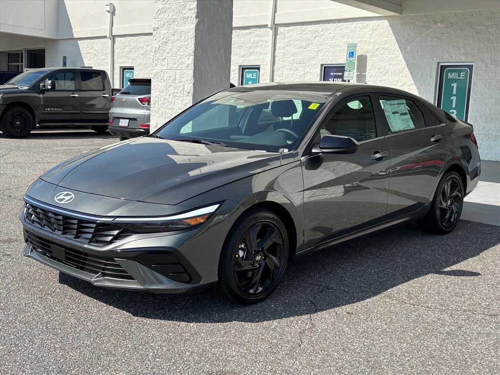 New 2026 Hyundai Elantra SEL Sport image 23