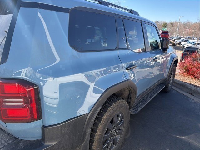 Used 2025 Toyota Land Cruiser image 7