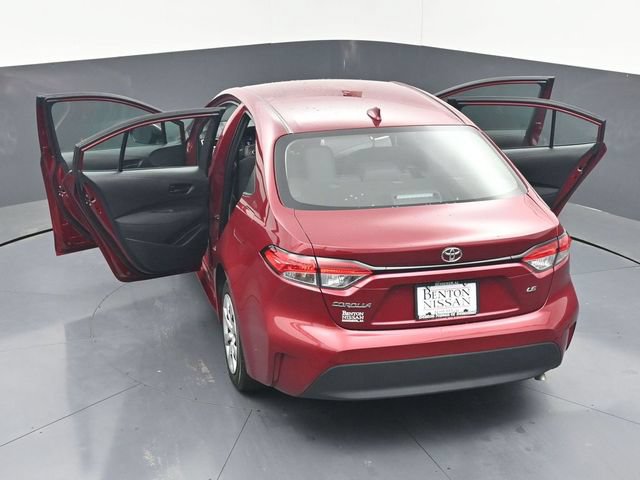 Used 2025 Toyota Corolla LE FWD image 45