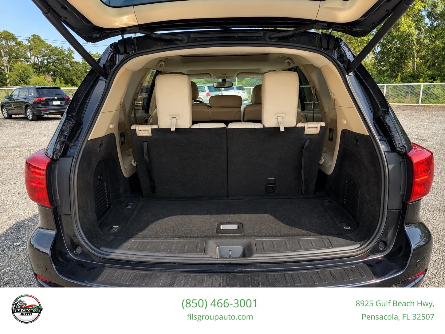 Used 2019 Nissan Pathfinder Platinum AWD/4WD image 17