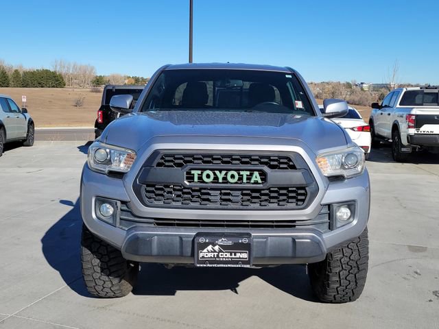 Used 2017 Toyota Tacoma TRD Off-Road w/ Premium & Technology Package image 5