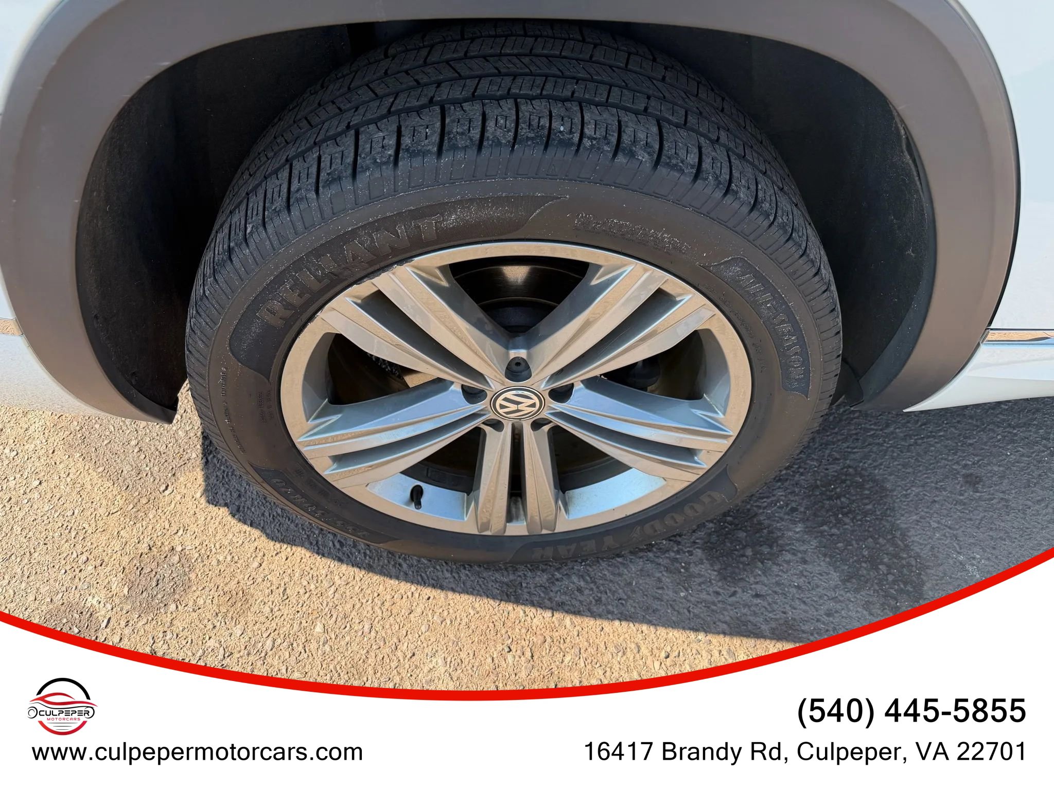 Used 2018 Volkswagen Atlas SE w/ R-Line Package image 28