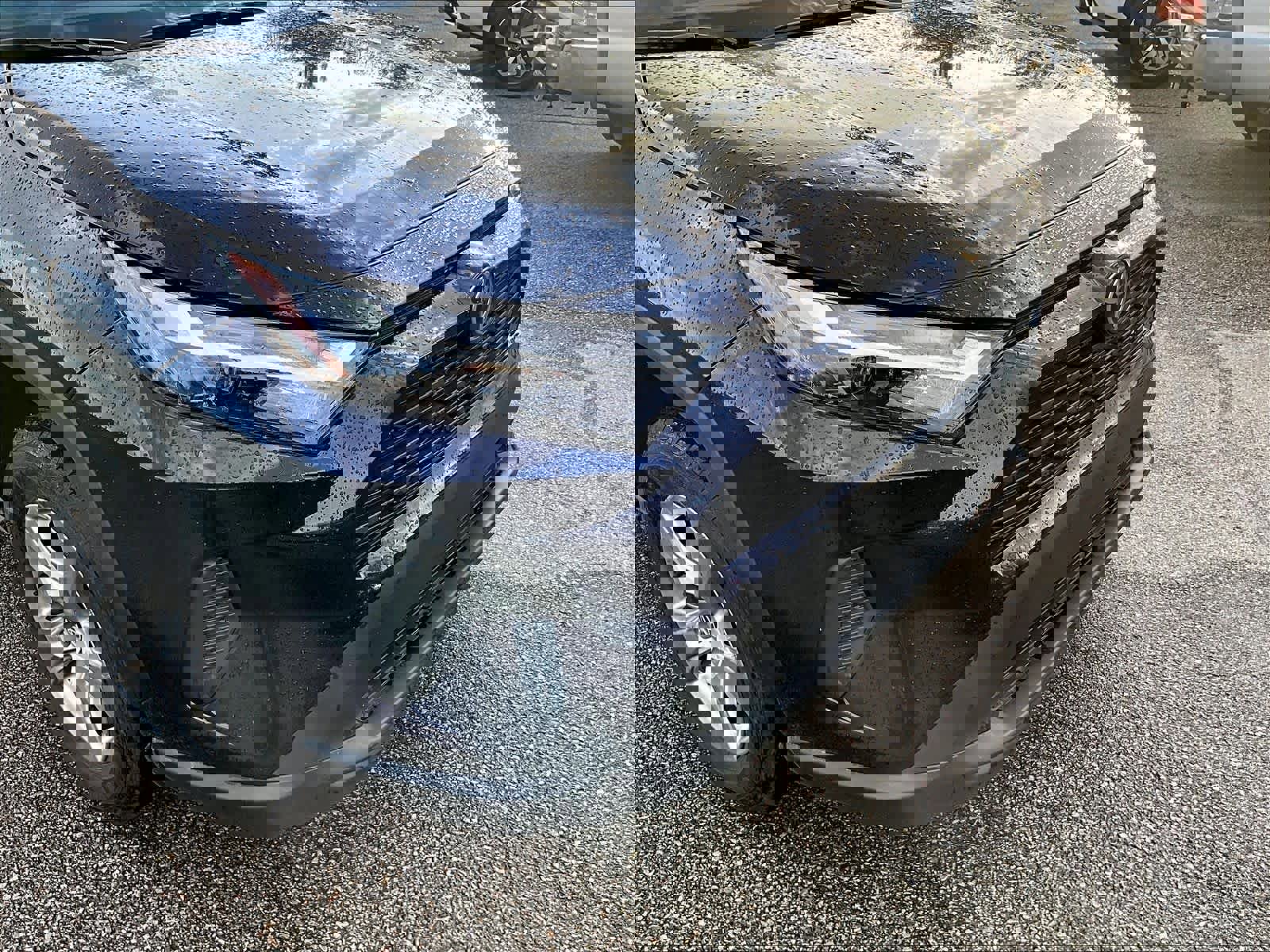 Used 2025 Toyota RAV4 XLE AWD/4WD image 5