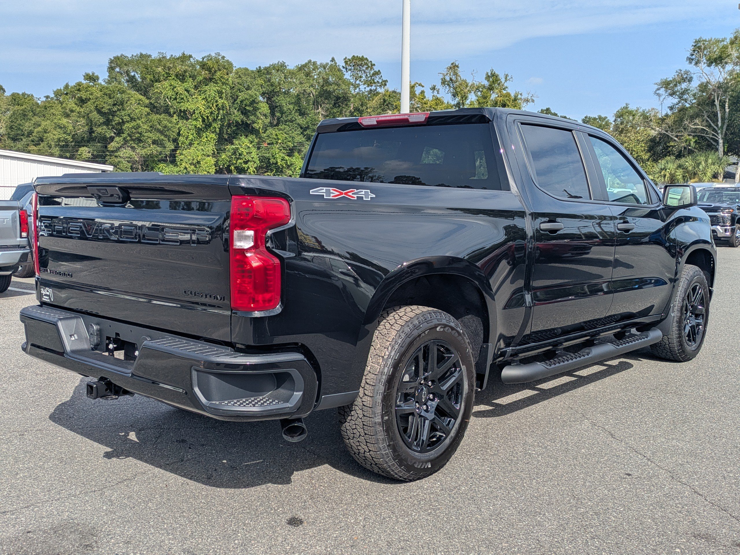 New 2026 Chevrolet Silverado 1500 Custom AWD/4WD image 4