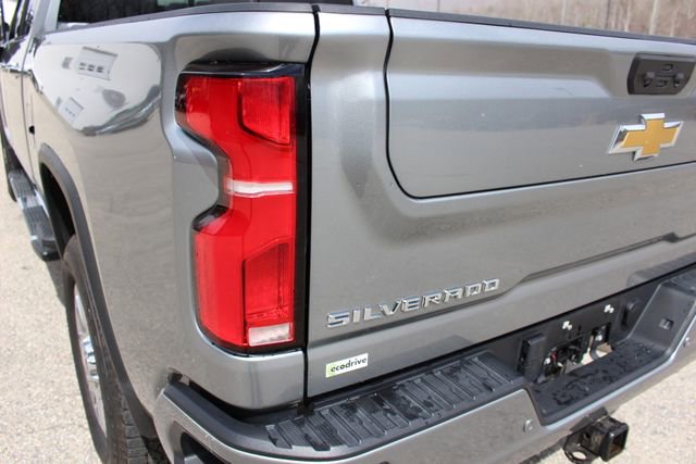 Used 2024 Chevrolet Silverado 3500 High Country w/ High Country Premium Package image 52