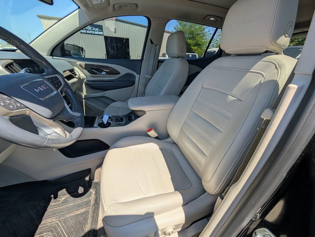 Used 2022 GMC Terrain Denali w/ Black Diamond Edition AWD/4WD image 7