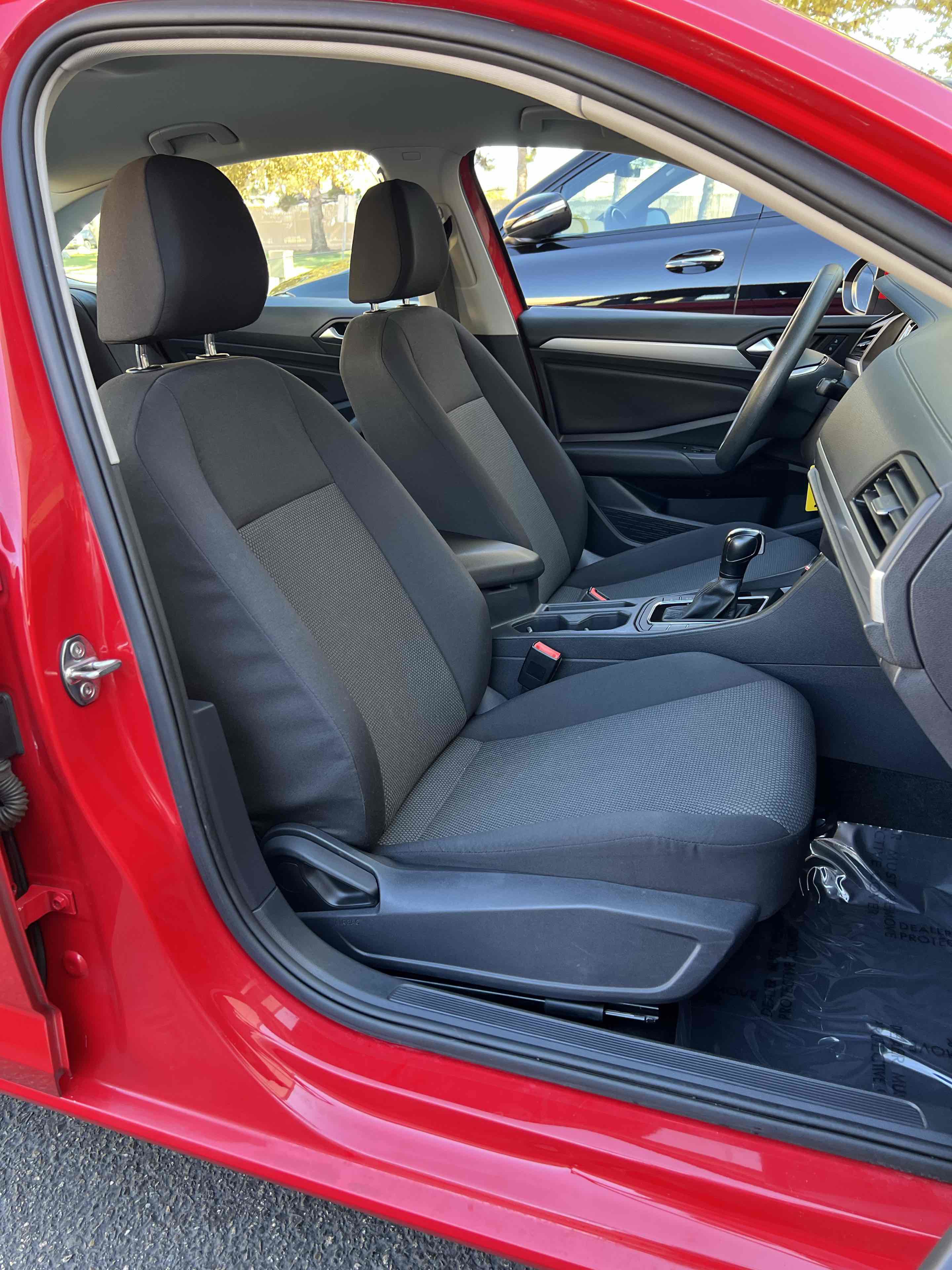 Used 2019 Volkswagen Jetta S image 33