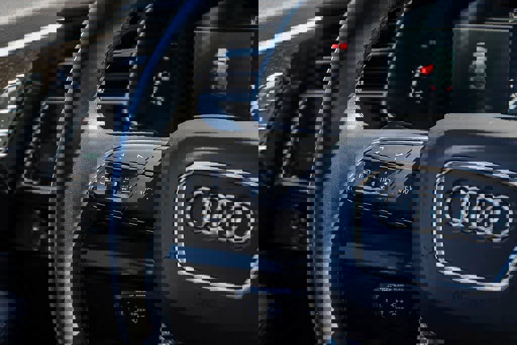 Used 2024 Audi Q7 Premium Plus image 16