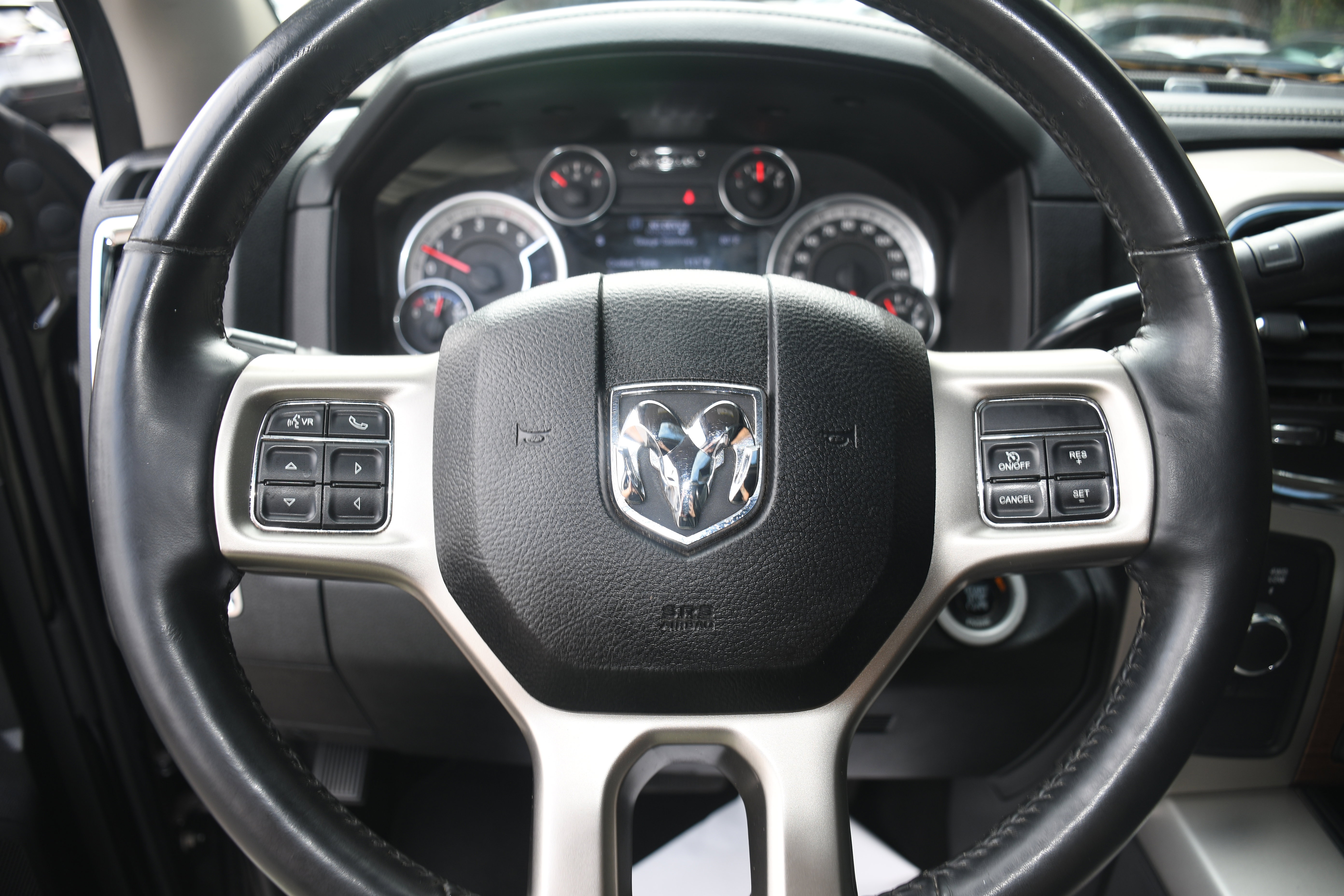 Used 2015 RAM 2500 Laramie image 13