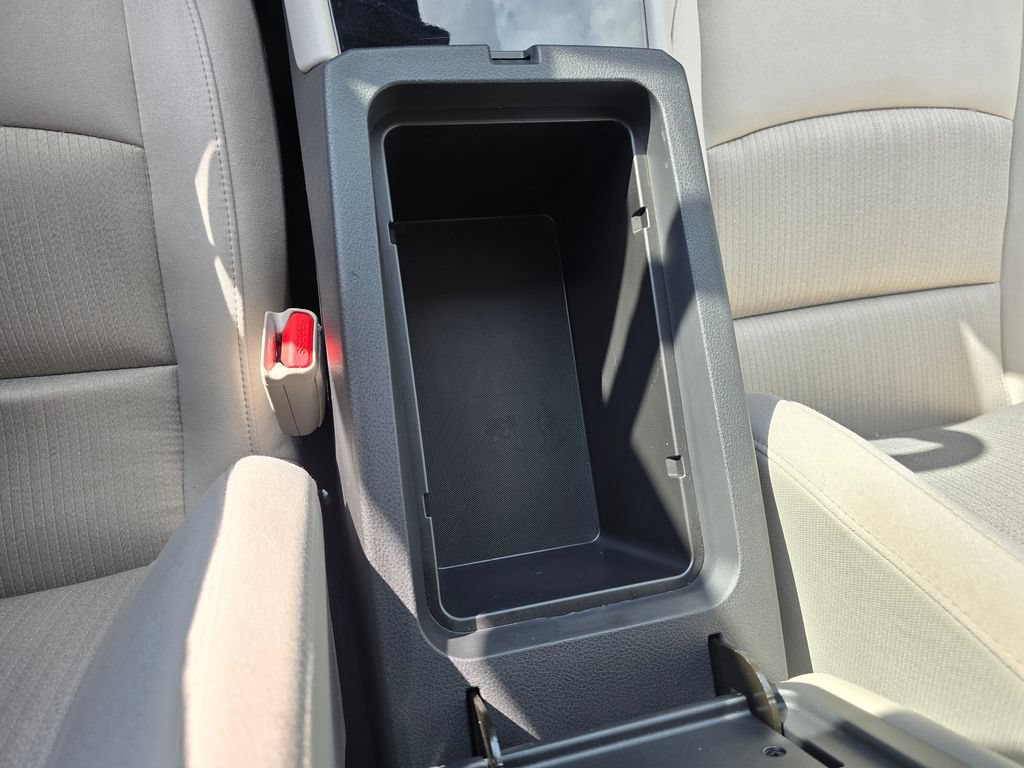 Used 2024 Nissan Altima 2.5 SV FWD image 26