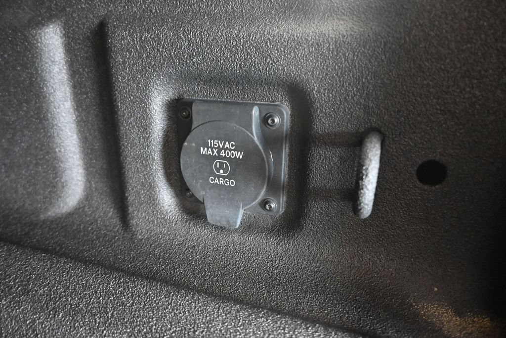 Used 2022 Jeep Gladiator Rubicon w/ LED Lighting Group AWD/4WD image 45