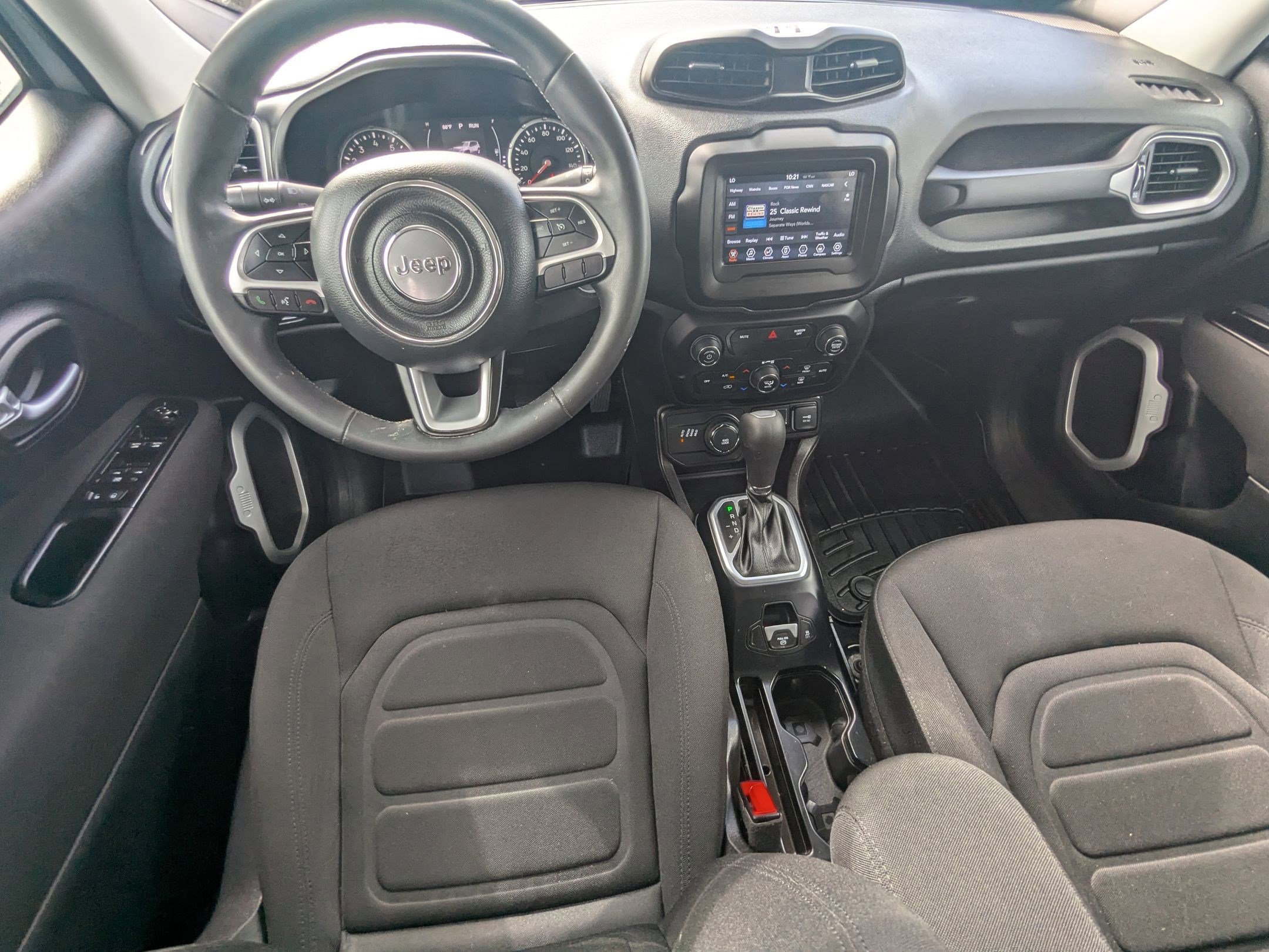 Used 2020 Jeep Renegade Latitude w/ Popular Equipment Group image 27