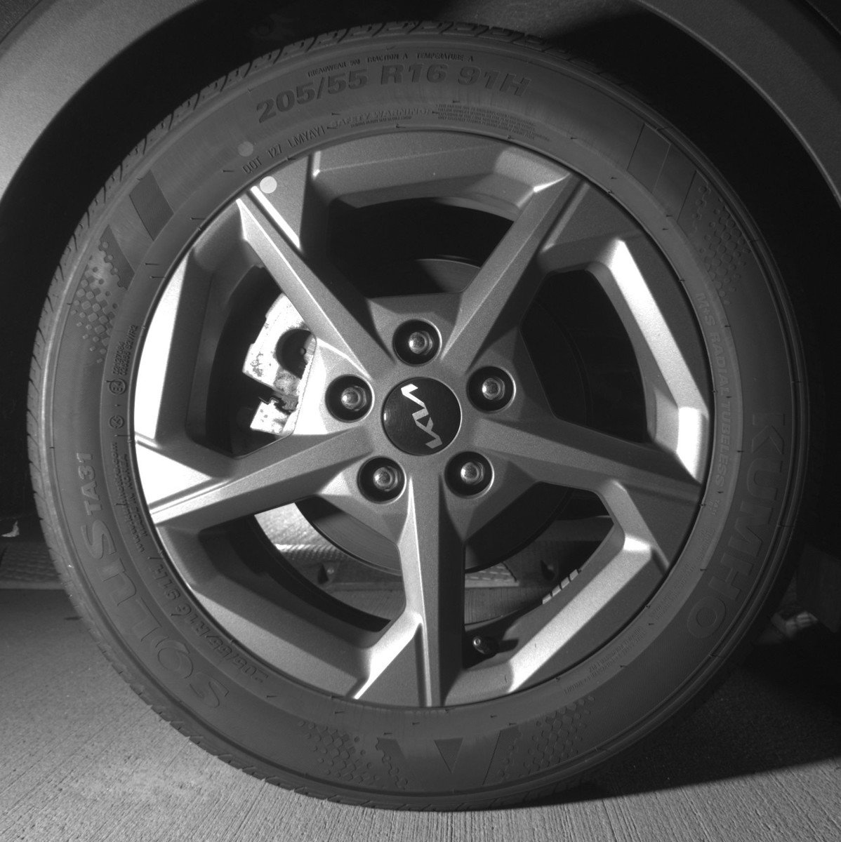 Used 2025 Kia K4 LXS image 15