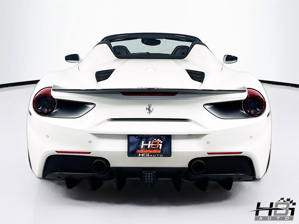 Used 2018 Ferrari 488 Spider image 21