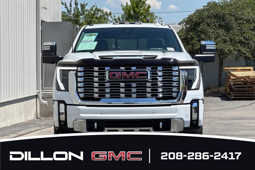 Used 2025 GMC Sierra 2500 Denali w/ Max Trailering Package AWD/4WD image 9