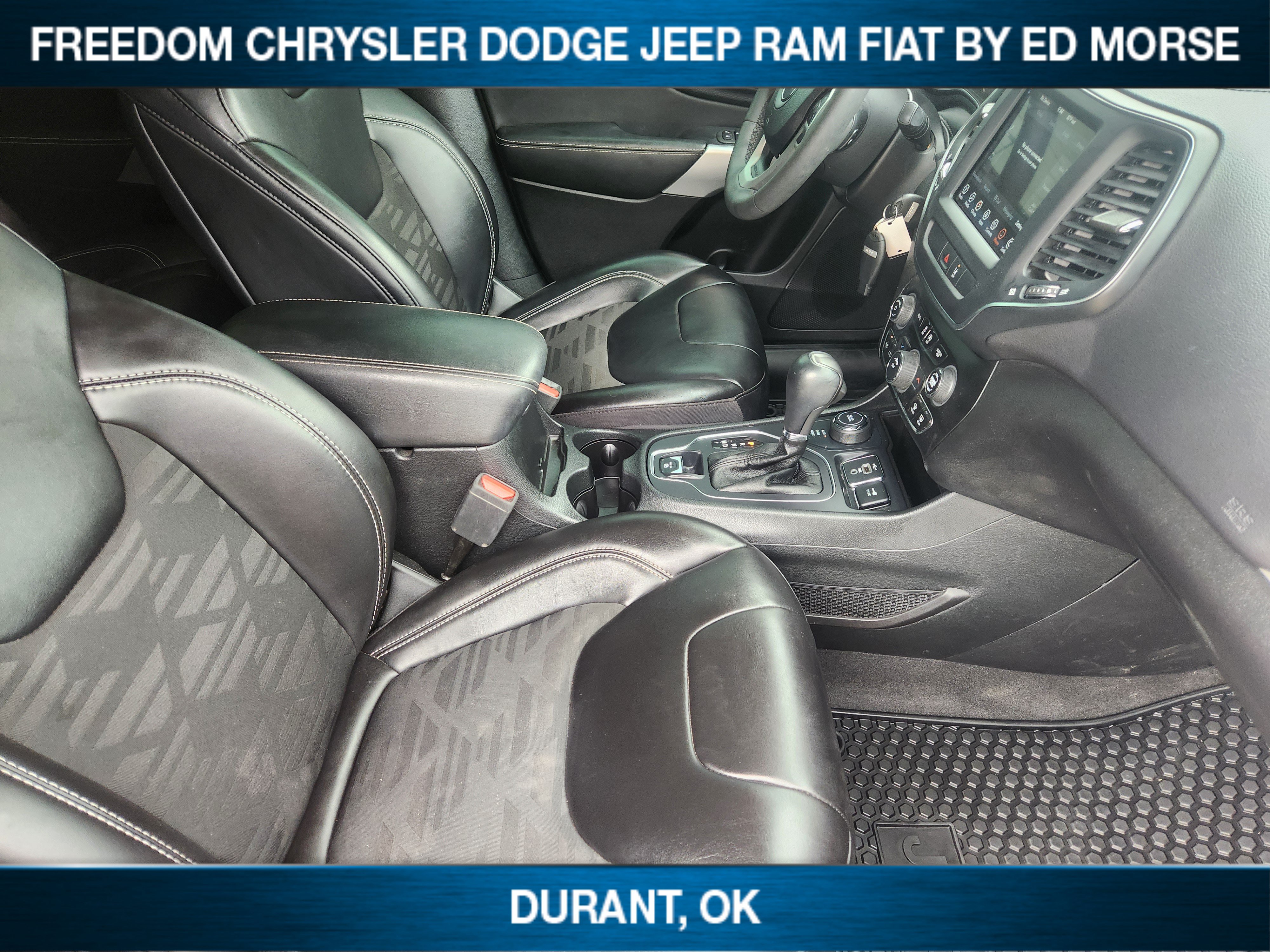 Used 2022 Jeep Cherokee Latitude AWD/4WD image 9