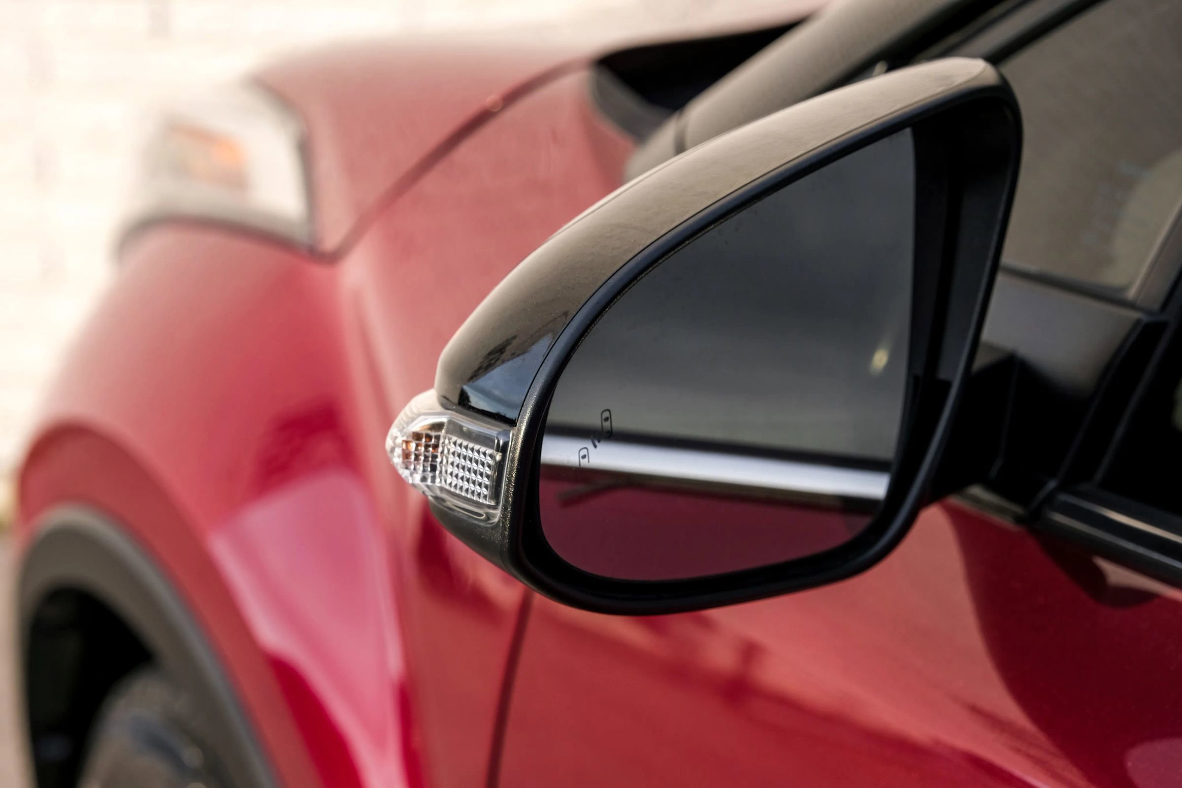 Used 2019 Toyota C-HR Limited image 40