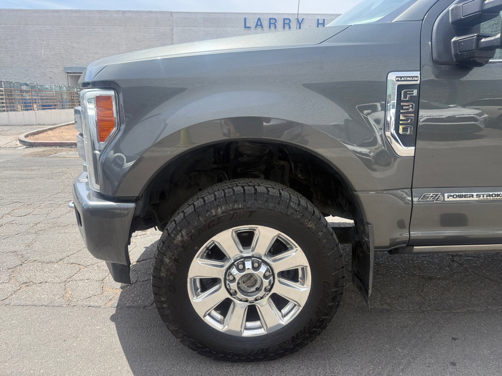 Used 2019 Ford F350 Platinum w/ Platinum Ultimate Package image 10