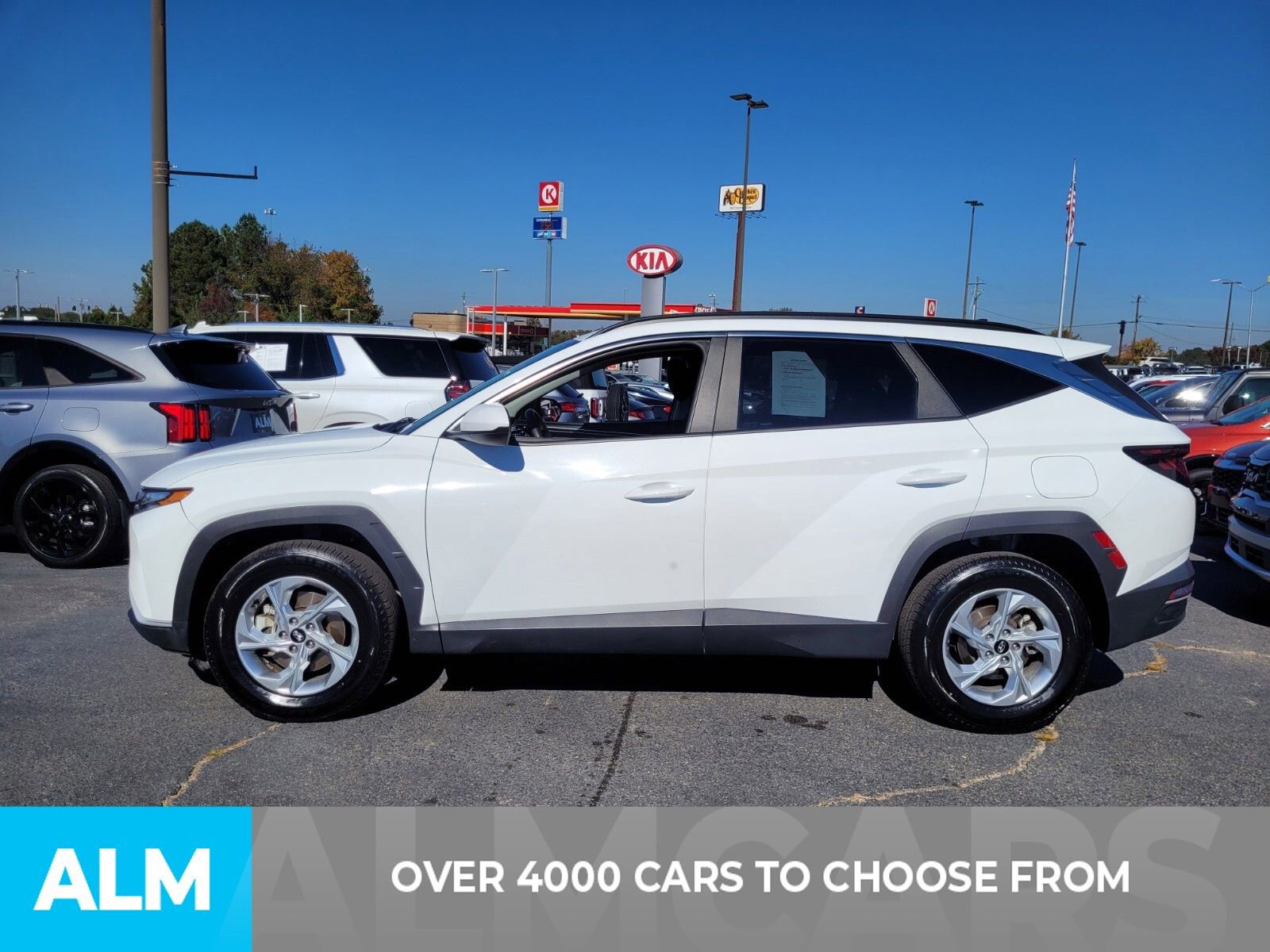 Used 2024 Hyundai Tucson SEL image 2