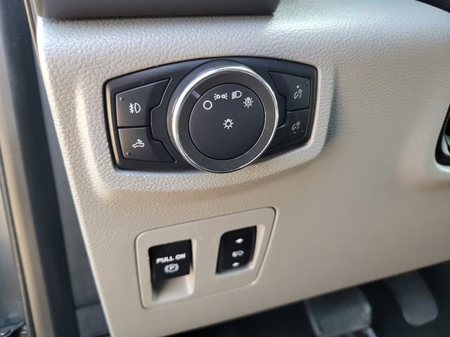 Used 2016 Ford F150 XLT w/ Equipment Group 302A Luxury image 17