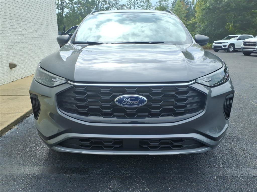 Used 2024 Ford Escape ST-Line w/ Tech Pack #1 image 2