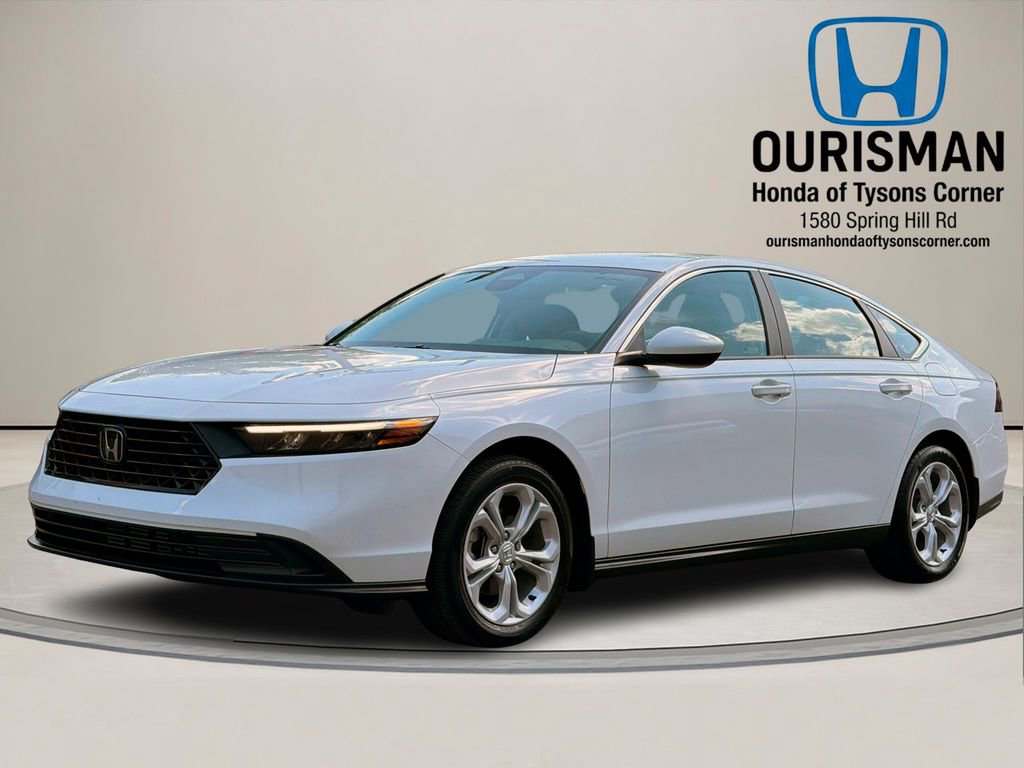 Used 2023 Honda Accord LX image 2
