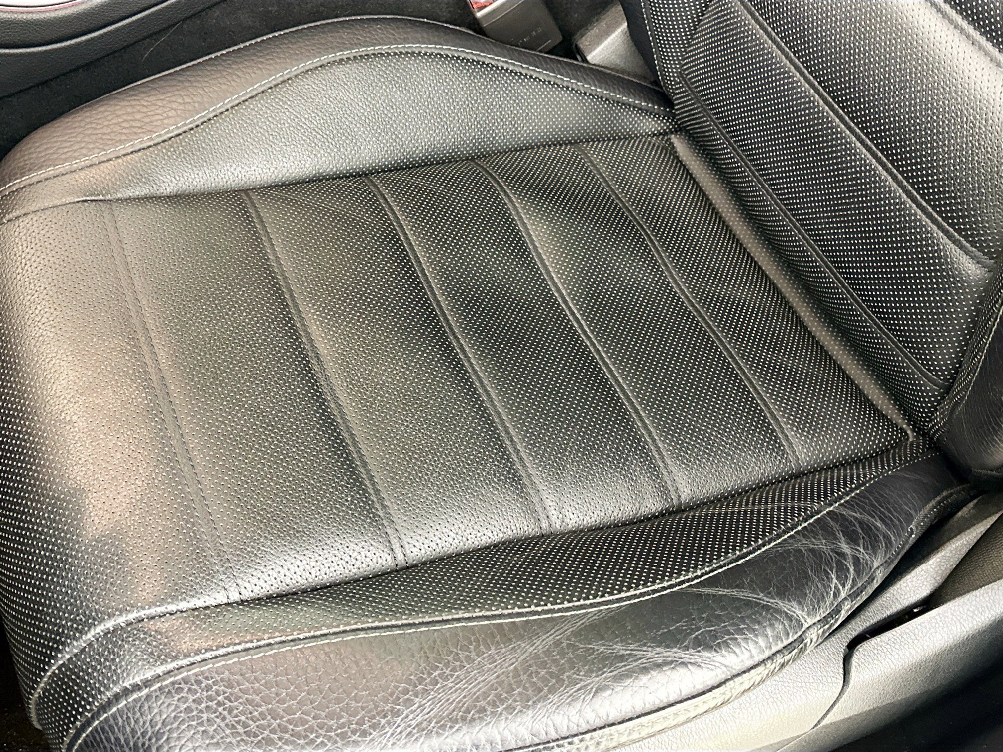 Used 2022 Mercedes-Benz GLS 450 4MATIC image 25