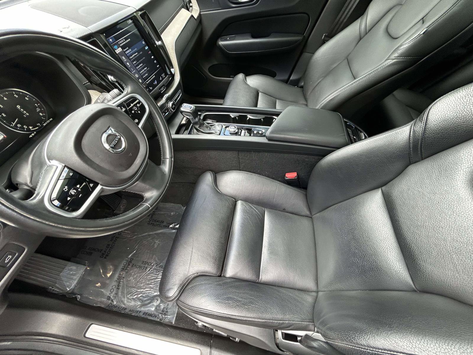 Used 2018 Volvo XC60 T6 Inscription w/ Convenience Package image 10