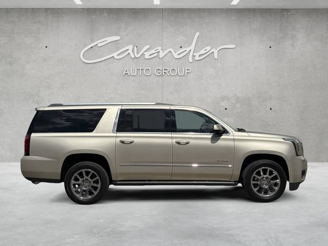 Used 2015 GMC Yukon XL Denali w/ Premium Package AWD/4WD image 17