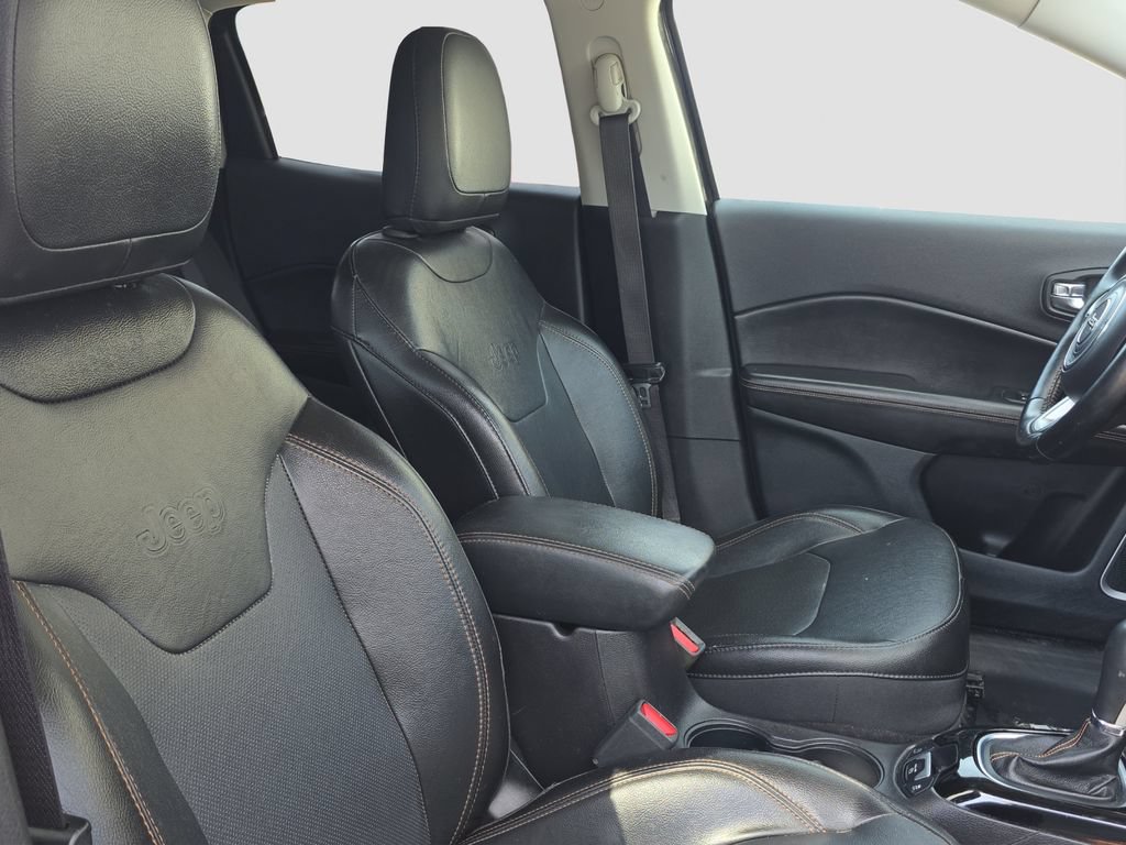 Used 2020 Jeep Compass Limited AWD/4WD image 20