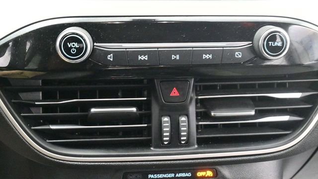 Used 2021 Ford Escape SE FWD image 25