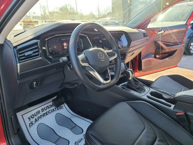 Used 2023 Volkswagen Jetta SEL image 12