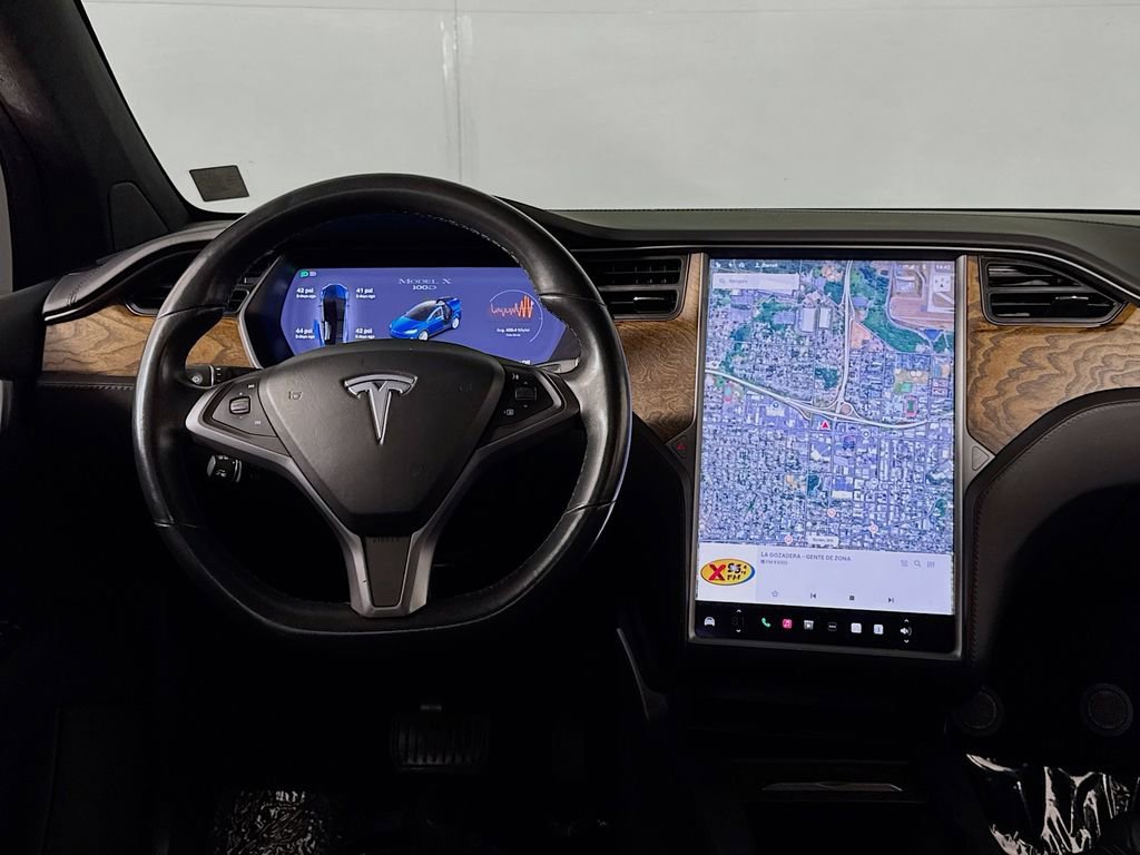 Used 2018 Tesla Model X 75D image 13