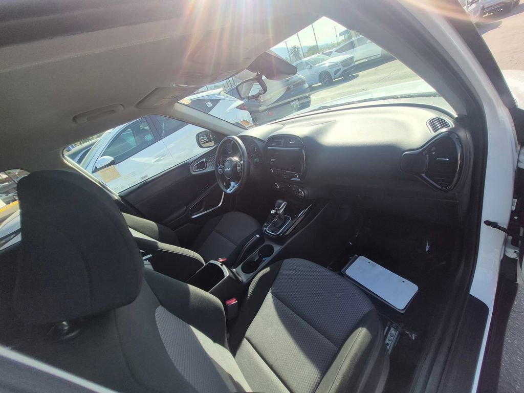 Used 2023 Kia Soul S image 33