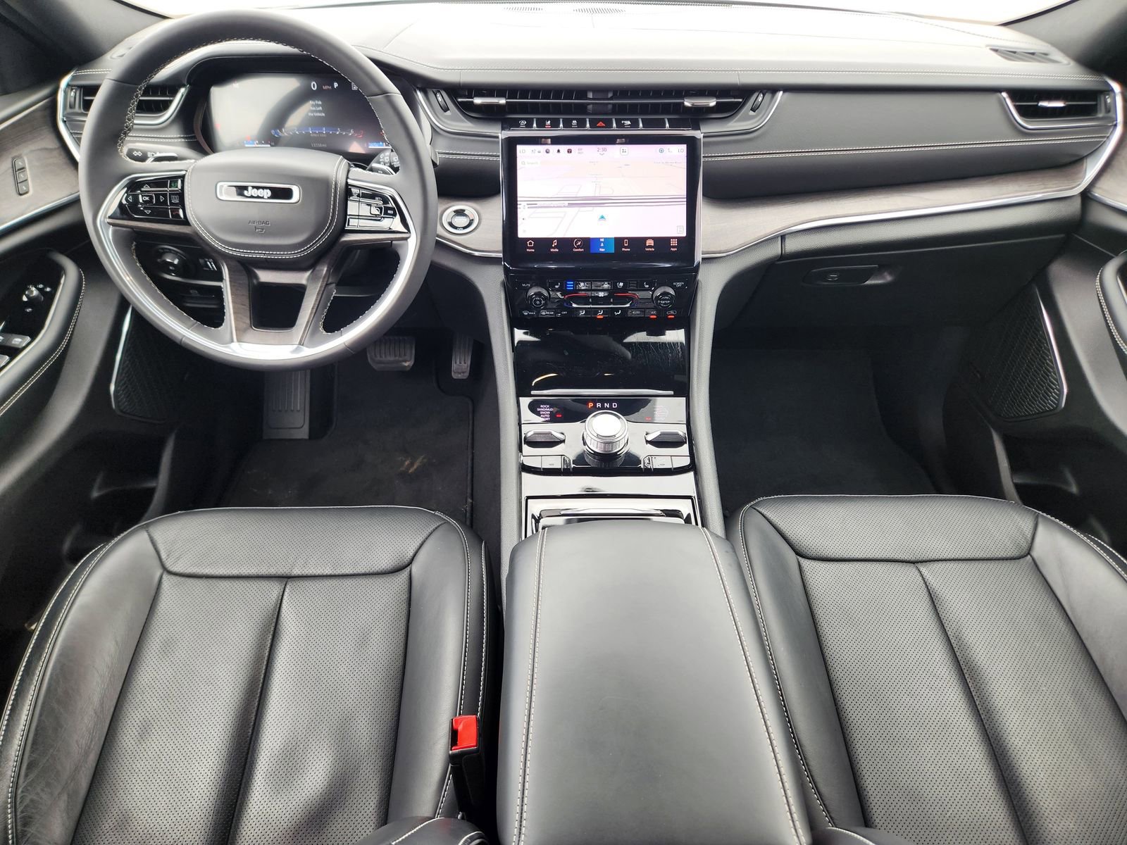 Used 2024 Jeep Grand Cherokee Overland AWD/4WD image 29