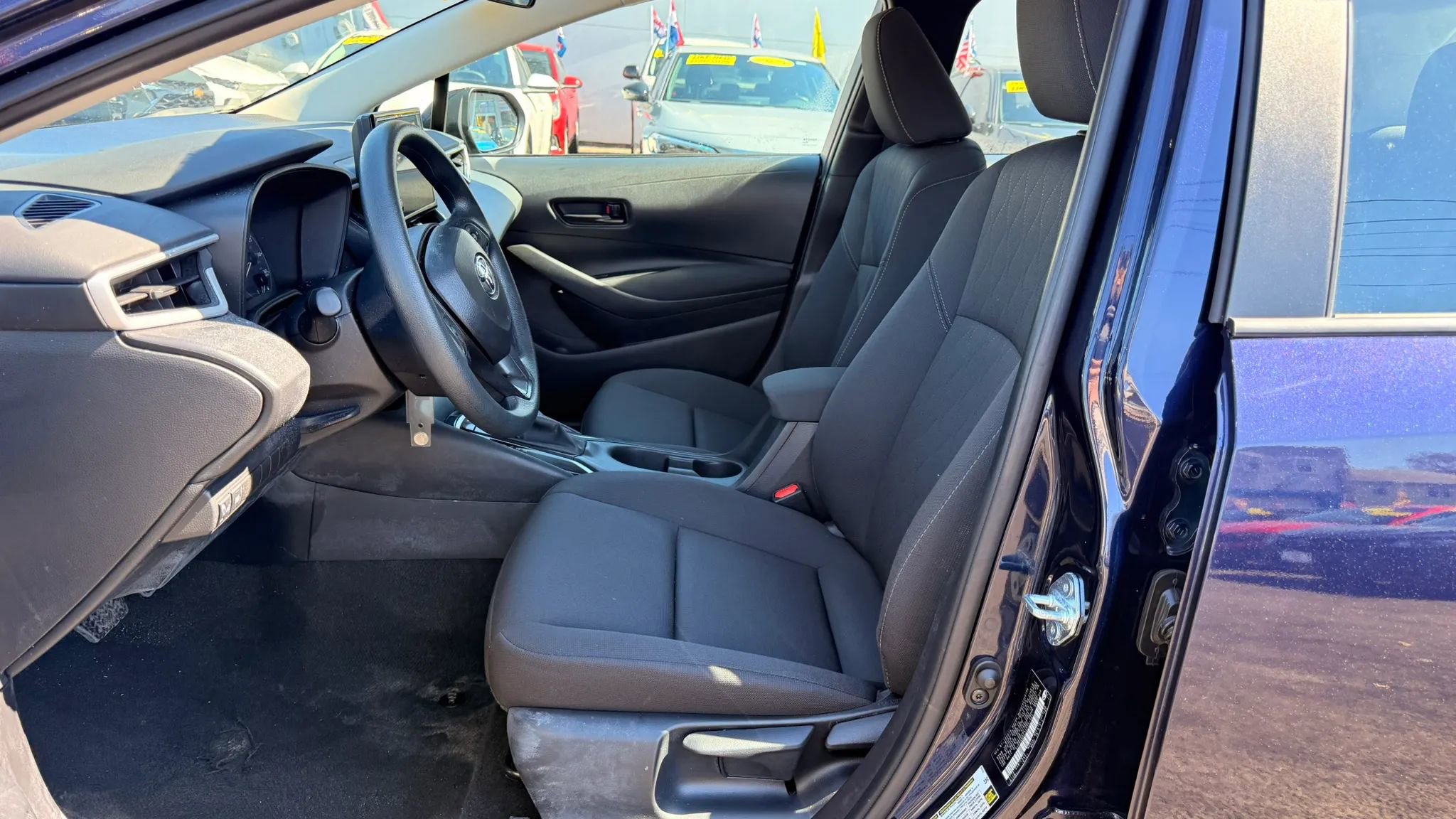 Used 2025 Toyota Corolla LE image 12