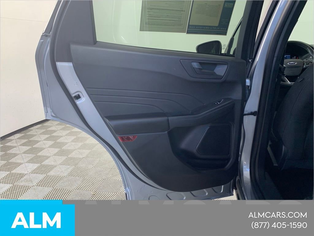 Used 2023 Ford Escape Active AWD/4WD image 34